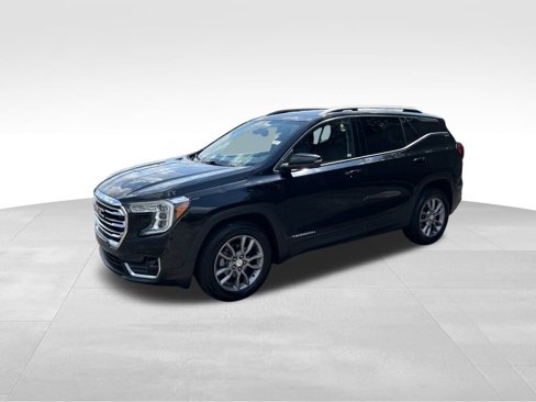 Used 2023 GMC Terrain SLT image 3