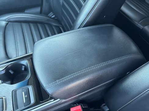 Used 2020 Ford Edge SEL image 27
