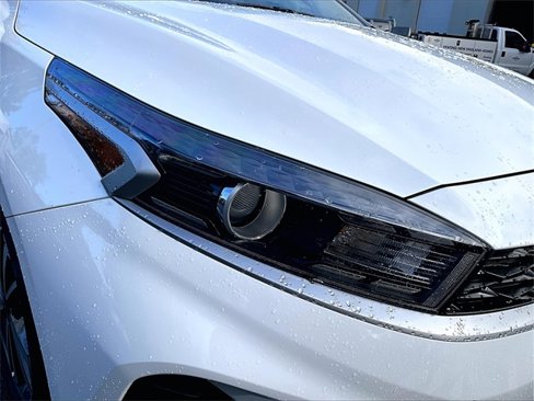 Used 2023 Kia Forte LXS image 30