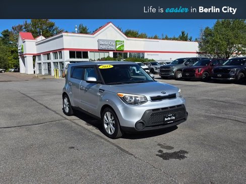 Used 2015 Kia Soul + image 1