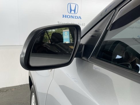 Used 2020 Hyundai Venue SE image 38