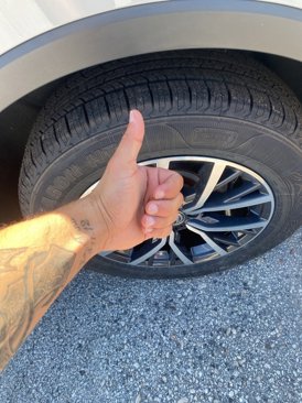 Certified 2020 Volkswagen Tiguan SE image 12