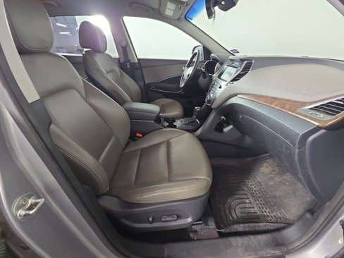Used 2017 Hyundai Santa Fe Limited image 25