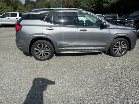 Used 2018 GMC Terrain Denali w/ LPO, 'HIT The Road' Package image 8