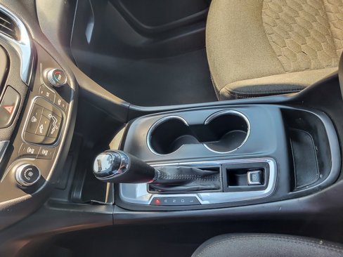 Used 2020 Chevrolet Equinox LT image 14