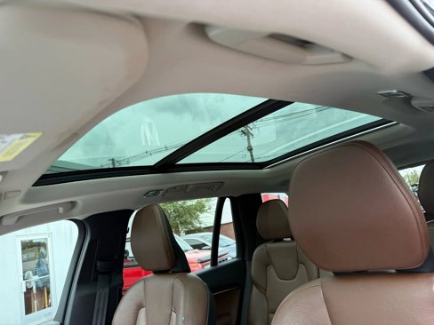 Used 2019 Volvo XC90 T6 Momentum w/ Advanced Package image 12