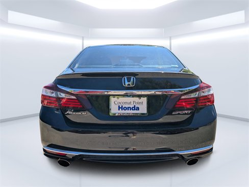 Used 2016 Honda Accord Sport image 4