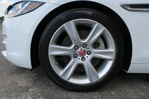 Used 2018 Jaguar XE Prestige image 54
