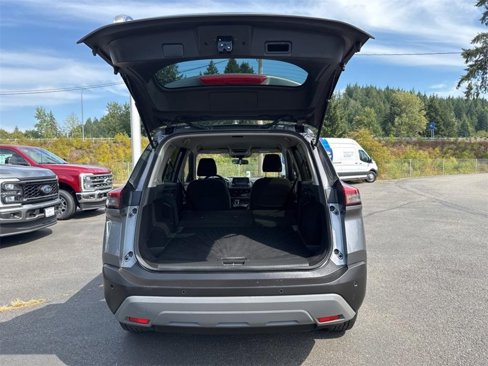 Used 2023 Nissan Rogue SV image 23