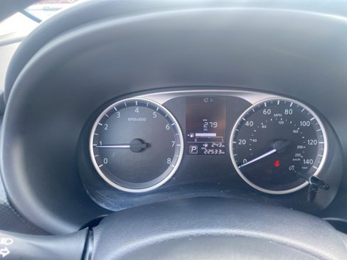 Used 2024 Nissan Kicks S image 20
