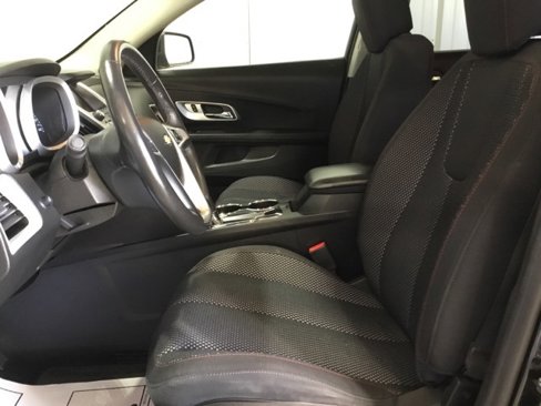 Used 2017 Chevrolet Equinox LT image 26