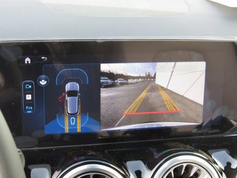New 2025 Mercedes-Benz GLA 250 4MATIC image 34
