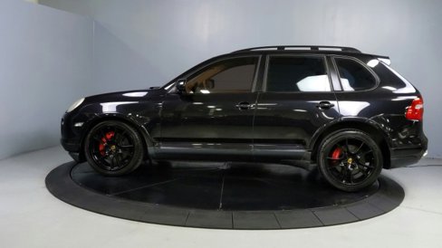 Used 2008 Porsche Cayenne Turbo image 4