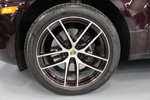 Used 2023 Porsche Macan S image 11