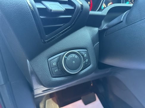 Used 2018 Ford Escape SEL image 17