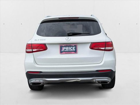 Used 2017 Mercedes-Benz GLC 300 image 6
