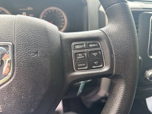 Used 2017 RAM 1500 Express image 19