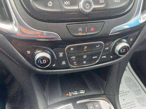 Used 2022 Chevrolet Equinox Premier image 15
