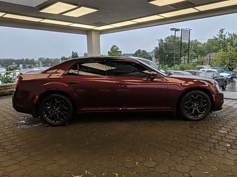 Used 2019 Chrysler 300 S w/ Safetytec Plus Group image 4