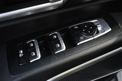 Used 2020 Kia Telluride S image 13