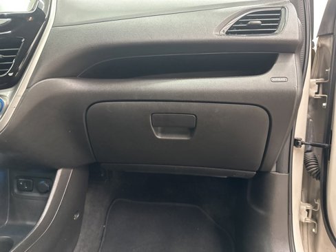 Used 2018 Chevrolet Spark LS image 31