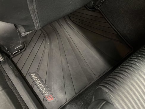Used 2014 MAZDA MAZDA3 i Touring w/ Moonroof Package 1 image 9