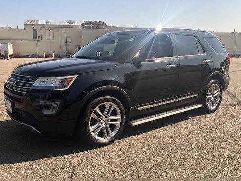 Certified 2017 Ford Explorer Limited w/ Equipment Group 301A image 1