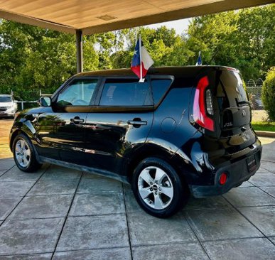 Used 2019 Kia Soul image 2