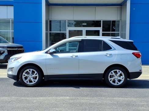 Used 2018 Chevrolet Equinox Premier image 2