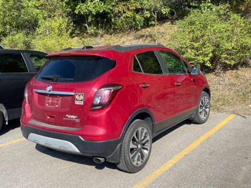 Used 2019 Buick Encore Essence image 2