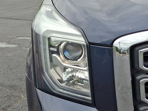 Used 2019 GMC Yukon SLE w/ SLE Value Package image 9