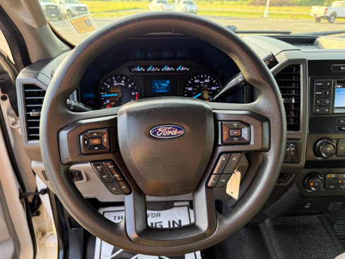 Used 2022 Ford F250 XL w/ Power Equipment Group image 18