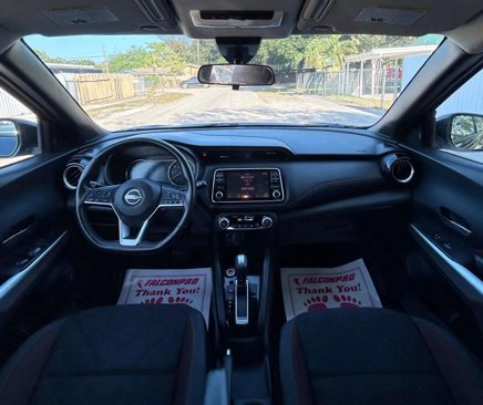 Used 2020 Nissan Kicks SR image 7