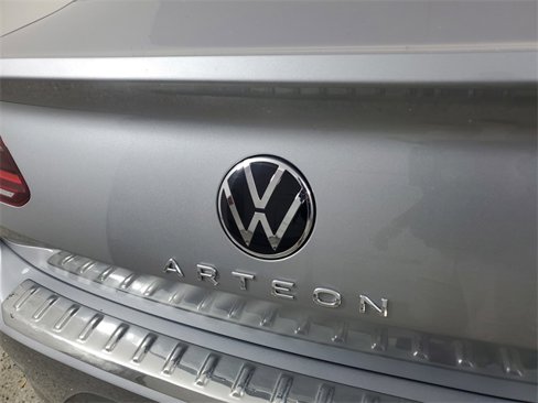 Used 2021 Volkswagen Arteon SE image 5