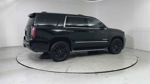 Used 2016 GMC Yukon Denali w/ Open Road Package image 9