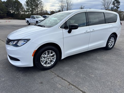 New 2025 Chrysler Voyager LX image 2
