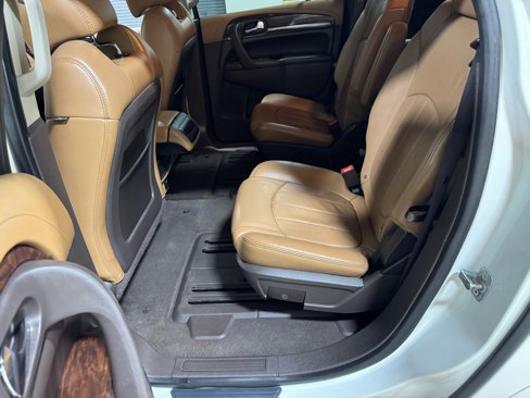 Used 2014 Buick Enclave Leather image 32