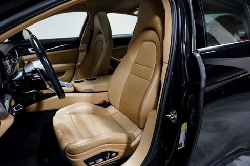 Used 2018 Porsche Panamera image 9