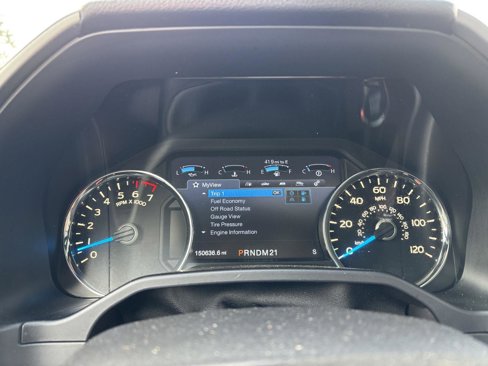 Used 2015 Ford F150 Platinum w/ Equipment Group 701A Luxury image 31