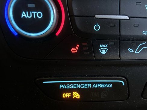 Used 2019 Ford Escape SE image 7