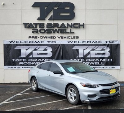 Used 2018 Chevrolet Malibu LS image 2