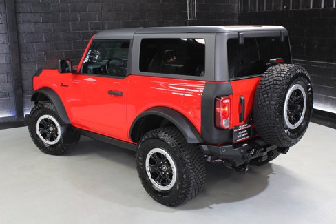 Used 2023 Ford Bronco Black Diamond w/ Sasquatch Package image 14