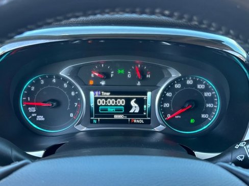 Used 2019 Chevrolet Traverse LT image 8