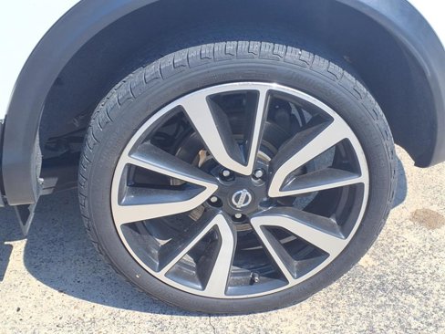 Used 2020 Nissan Rogue Sport SL w/ Premium Package image 14