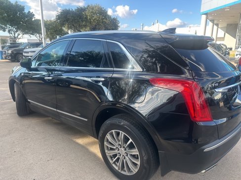Used 2018 Cadillac XT5 Luxury w/ Driver Awareness Package image 7