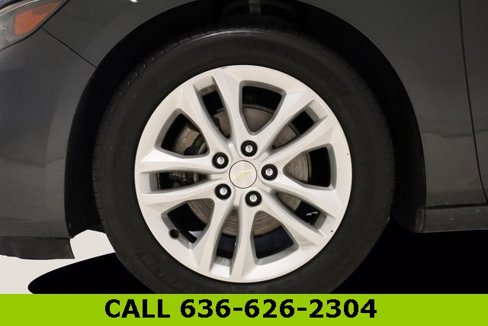 Used 2017 Chevrolet Malibu LT image 7