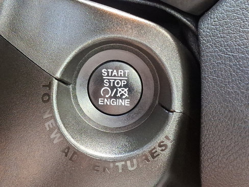 Used 2020 Jeep Renegade Limited w/ UConnect 8.4 Nav Group image 26