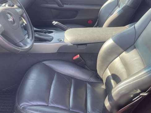 Used 2007 Chevrolet Corvette Coupe image 12