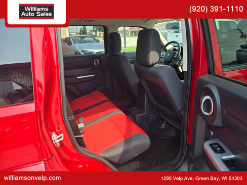 Used 2009 Dodge Nitro R/T image 14
