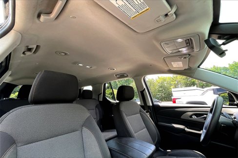 Used 2020 Chevrolet Traverse LS image 25